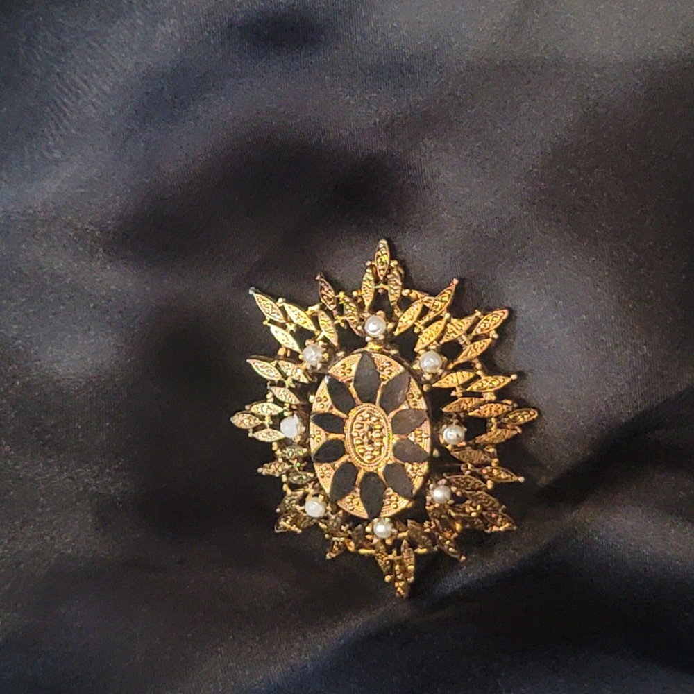 Classy Gorgeous Vintage Signed LJM Antique Brooch Pin